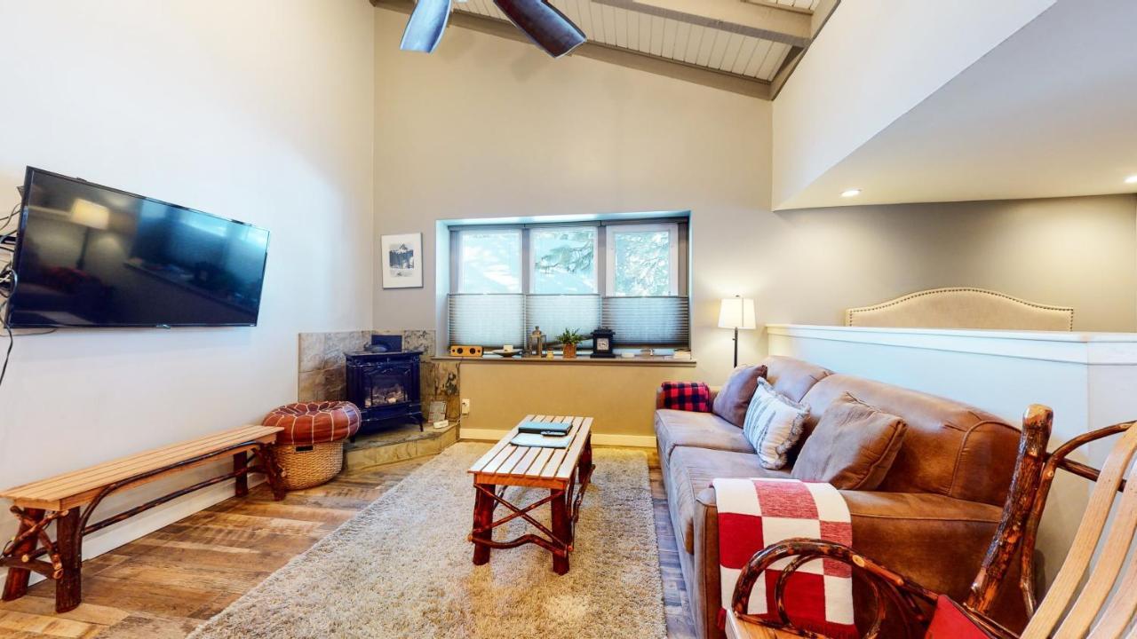 Mammoth Estates - Free Parking & Pet Friendly Apartment
